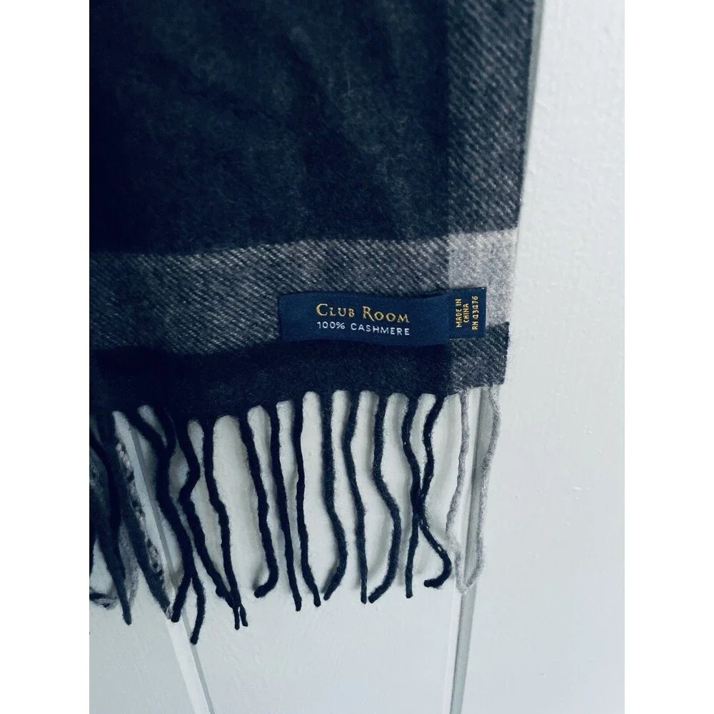 Club Room 100% Cashmere Scarf Plaid Gray Fringe